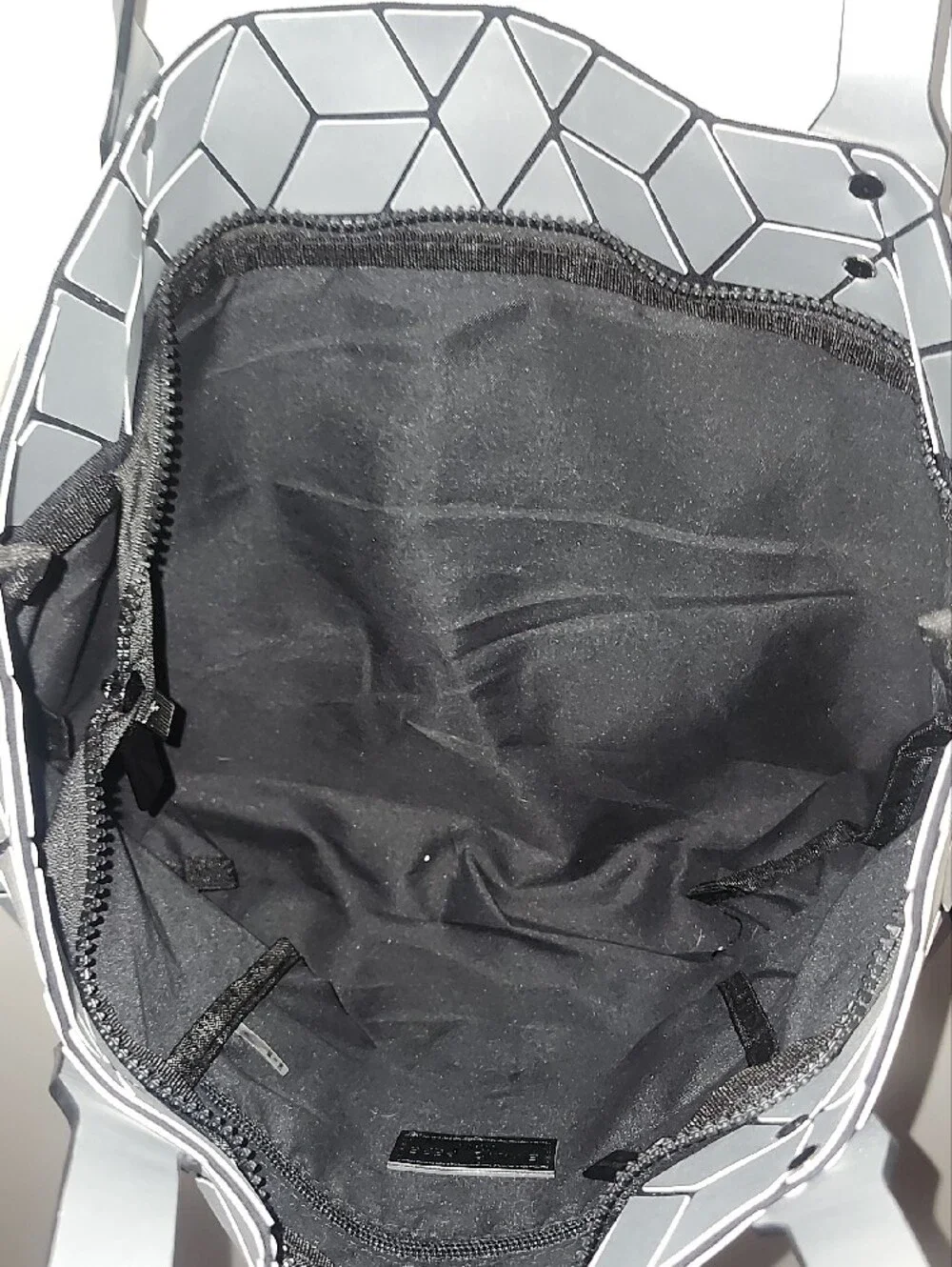 Emilio Pepe Matte Silver Geometric 3D Cube Tote Bag Holographic Furturistic Spac